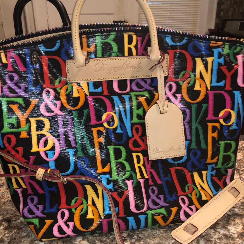 Authentic Dooney & Bourke Leather bag.
